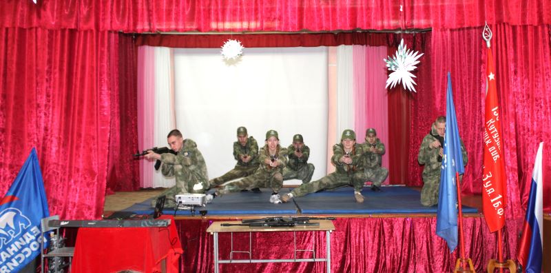 Военно-патриотический клуб «Сармат» открылся в селе Темра показательное выступление ВПК "Вымпел".